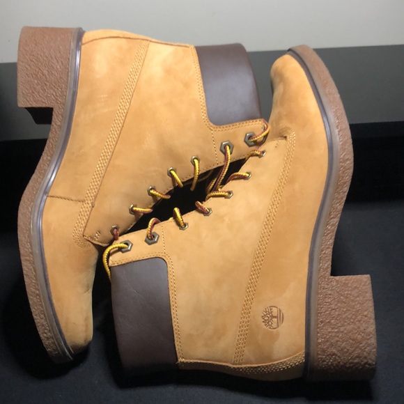 Timberland with Ortholite Boots - Picture 3 of 12
